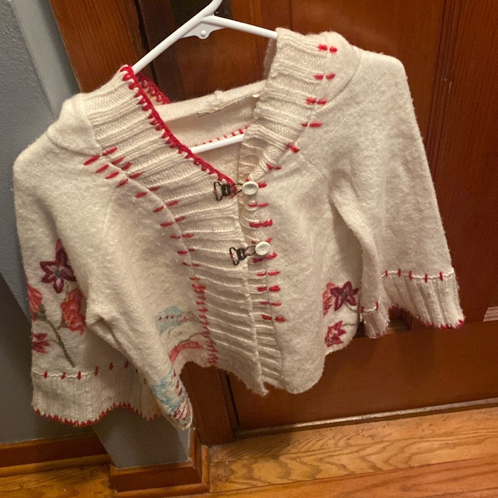 Sleeping on Snow Sweater